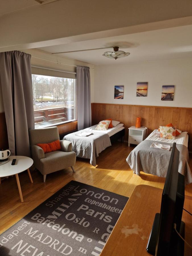 Botnia Hotel & Restaurant Kruunupyy Exterior photo